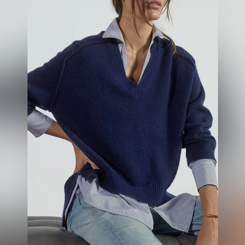 BROCHURE WALKER The Looker Layered V-Neck            XS, Navy w/ Stripe Undrlyr